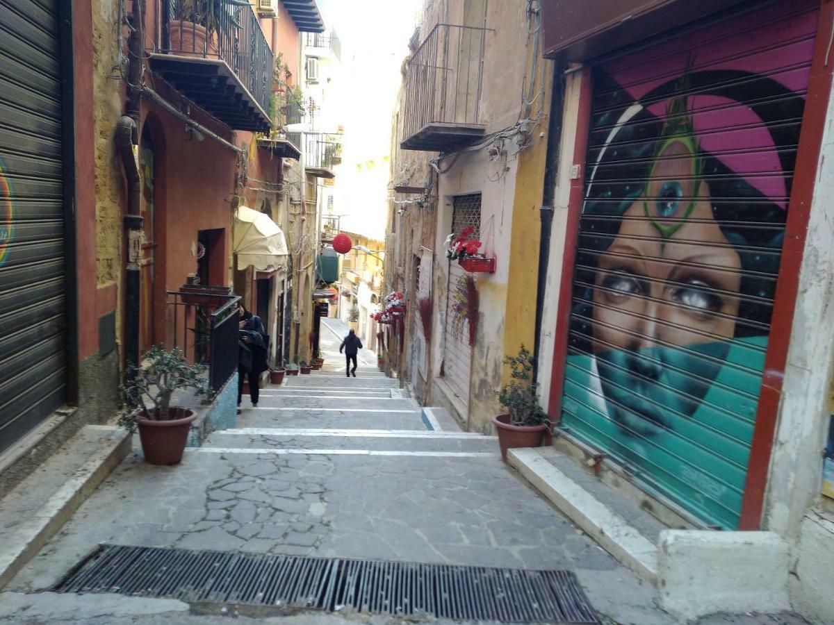 Una Scala Dal Centro أغريجنتو المظهر الخارجي الصورة