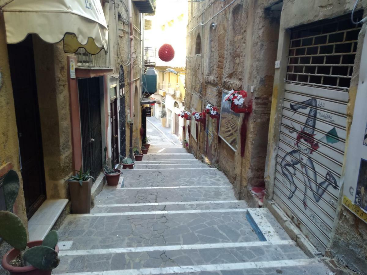 Una Scala Dal Centro أغريجنتو المظهر الخارجي الصورة